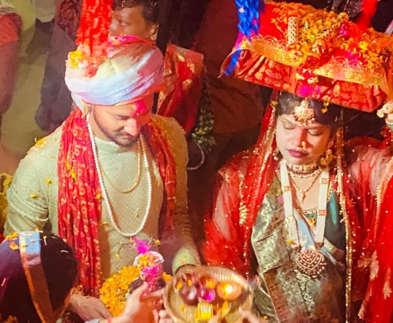 Photo of गाजे-बाजे के साथ निकली तुलसी-शालिग्राम विवाह की शोभायात्रा।