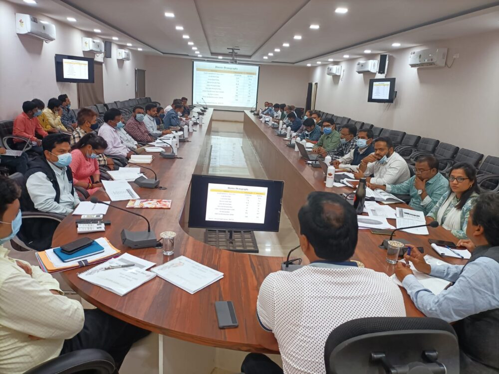 Photo of घर पर किलकारी सुरक्षित करने के लिए अवश्य पिलाएं पोलियो की खुराक:-कलेक्टर रमेश कुमार शर्मा