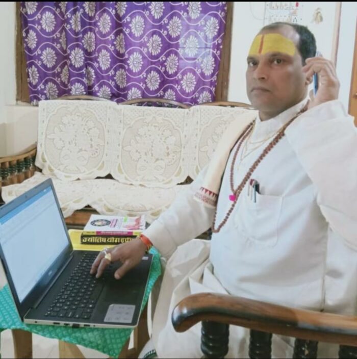 Photo of क्या कहते हैं आपके सितारे। दैनिक राशिफल : 7 फरवरी 2022