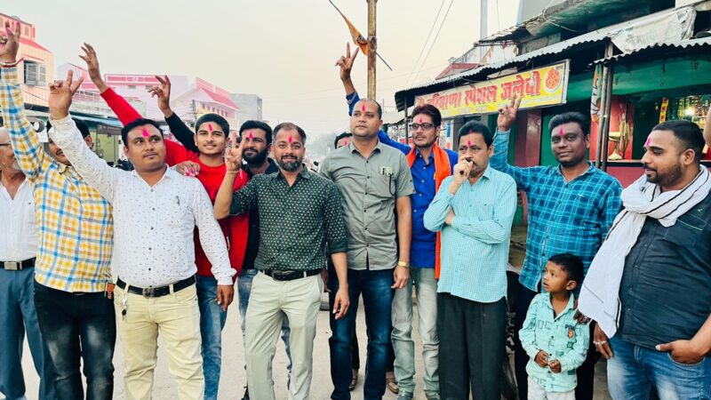 Photo of छुरा नगर में भाजपा कार्यकर्ताओं ने प्रचण्ड जीत का मनाया जश्न