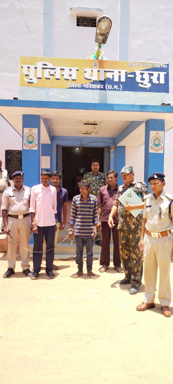 Photo of बुजुर्ग दम्पत्ति के साथ गाली गलौच एवं मारपीट के आरोप में छुरा पुलिस ने पांच लोगों को भेजा जेल,