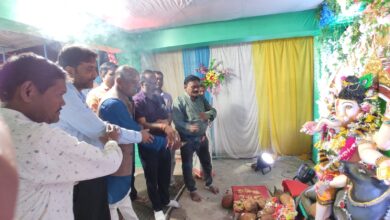 Photo of जनपद उपाध्यक्ष के हाथों का लोक कला मंच के कार्यक्रम का शुभारंभ