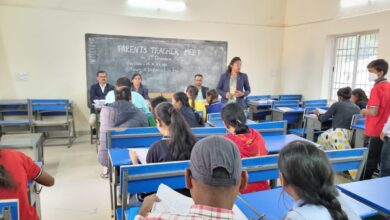 Photo of आत्मानंद इंग्लिश मीडियम स्कूल में आयोजित हुई पालक समिति की बैठक…..