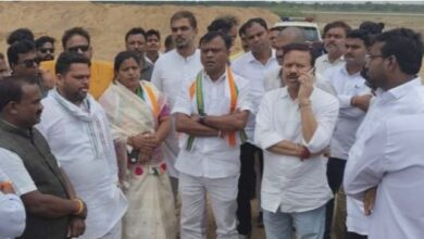 Photo of रेत माफियाओं का गढ़ बना बरबसपुर, कांग्रेस प्रदेश अध्यक्ष बोले— छत्तीसगढ़ में नहीं, जैसे राजस्थान में आ गए हों!