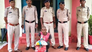 Photo of रूद्री पुलिस ने कैलाशपति नगर अटल आवास में अवैध गांजा के साथ आरोपी को किया गिरफ्तार