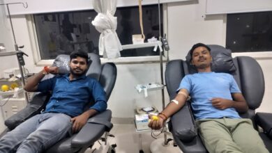 Photo of प्रीतेश गांधी के जन्मदिन से पूर्व उनके शुभचिंतकों ने किया रक्तदान