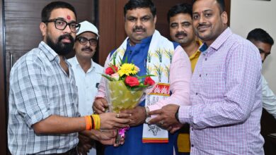 Photo of प्रदेश कार्यसमिति सदस्य स्वप्निल के साथ भाजपा नेताओं ने शिक्षा मंत्री से की सौजन्य भेंट….