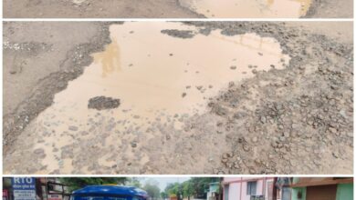 Photo of धमतरी में विकास की झूठी तस्वीर: गड्डों से भरी सड़कें बना रही खतरे का रास्ता