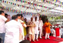 Photo of पूर्व मुख्यमंत्री भूपेश बघेल के निवास में आयोजित गोवर्धन पूजा कार्यक्रम में शामिल हुए विधायक ओंकार साहू