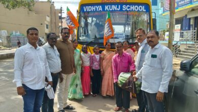 Photo of प्रधानमंत्री मोदी की दीवानगी में सब्जी बेचने को छोड़कर सूखित राम रवाना हुए राजधानी