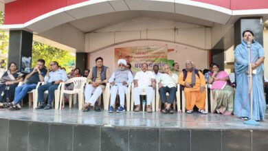 Photo of मनरेगा का नाम बदलने पर कांग्रेस का विरोध, गाँधी मैदान मे किया धरना प्रदर्शन