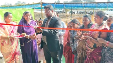 Photo of बिहान की महिलाएं कुशल ग्रहणी से सफल उद्यमी बनने की ओरअब तक जिले में 70 से अधिक दुकानों एवं उद्यमों की शुरुआत