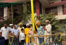 Photo of रावां गुरूद्वारा में मत्था टेककर समाज में आपसी प्रेम, भाईचारा एवं खुशहाली हेतू धर्मप्रेमी पं. राजेश शर्मा ने की प्रार्थना