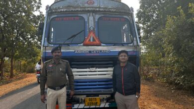 Photo of जिले में अवैध धान पर सख्त कार्रवाई, 2250 कट्टा धान एवं धान से भरा एक ट्रक जब्त