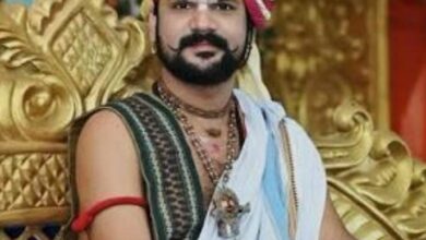 Photo of आचार्य पंडित युवराज पाण्डेय आज बूढ़ेश्वर महादेव मंदिर में संध्या आरती में होंगे शामिल।