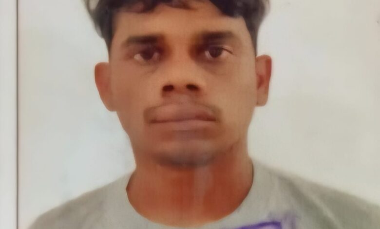 Photo of बदले की आग में बना दरिंदा, कानून ने सिखाया सबक — मोहन साहू को उम्रकैद। तात्कालीन थाना प्रभारी नितेश सिंह की अगुवाई में शानदार पुलिस कार्रवाई, 24 घंटे में हुई थी गिरफ्तारी—आरोपी मोहन साहू को उम्रकैद