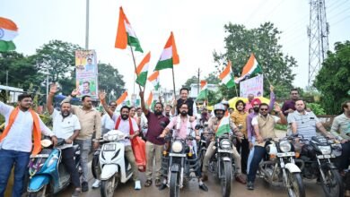 Photo of पिथौरा में विधायक डॉ. संपत अग्रवाल के नेतृत्व में विशाल तिरंगा यात्रा
