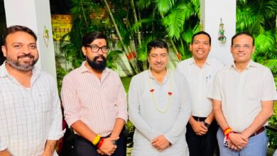 Photo of दीपक मश्क़े से सौजन्य मुलाकात कर नवनियुक्त राष्ट्रीय संयोजक को स्वप्निल ने दी बधाई